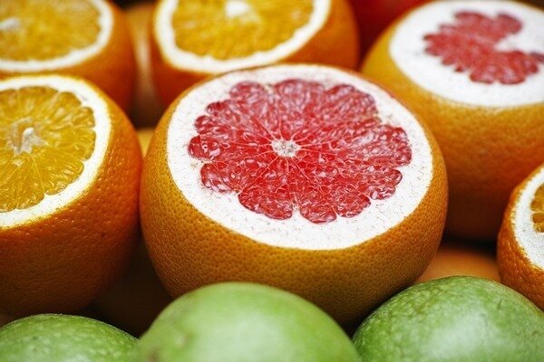 Pitje zdravil in pomarančnega soka je enako nevarno. (Foto: Pixabay.com)