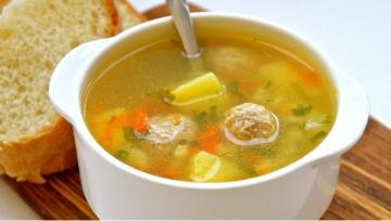 Najbolj okusna juha z mesne kroglice. Enostavno in hitro!