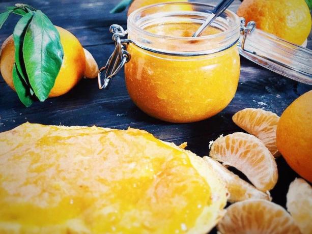 Korak za korakom recept za mandarine marmelado.