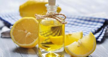 Čevelj jetra in vaskularnih toksinov iz olivnega olja in limoninega soka
