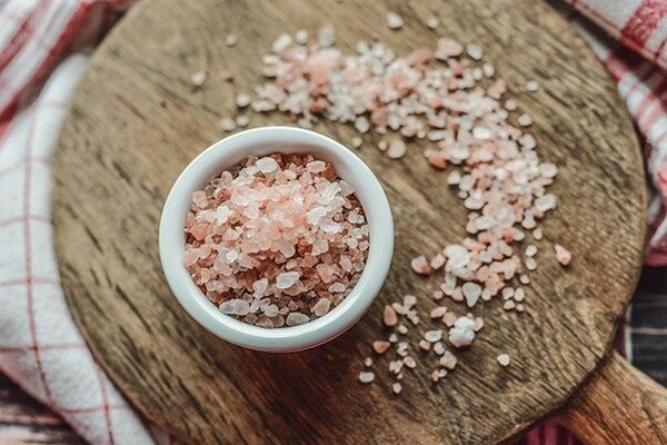 Glavna stvar je, da ne zaužijemo več soli, kot je dovoljeno (Foto: Pixabay.com)