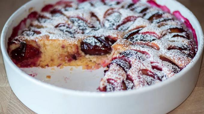 Bretonščina kolač z slive