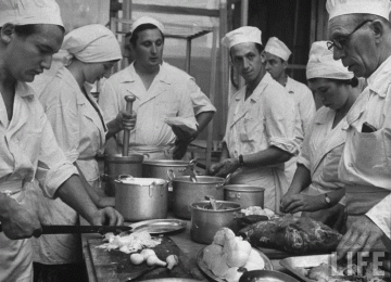 Jedli in bili zadovoljni: čuden in "strašno okusno" prigrizke sovjetskih časov