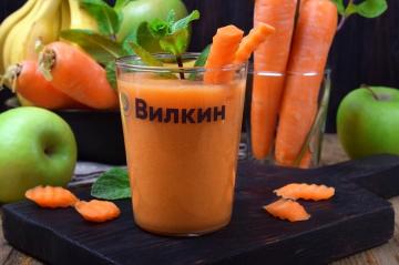 Smoothie iz korenja, banane in jabolk