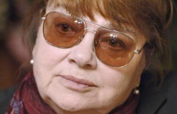 Nina Doroshina: Pogledal sem kot igralka s sovjetsko in sodobne ličila